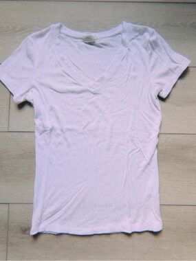 haley & june ribbed v neck